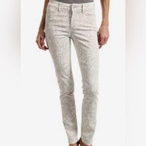 NYDJ Gray & White Floral Print Pants - Size 10